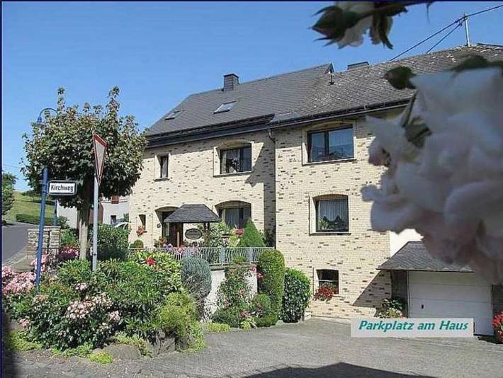 Ferienwohnung für 2 Personen, mit Balkon und Ausblick, kinderfreundlich