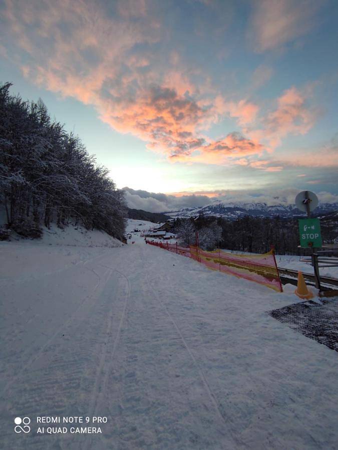 Gîte pour 5 personnes, avec jardin ainsi que vue et piscine, animaux acceptés à Saint-Léger-les-Mélèzes - 3
