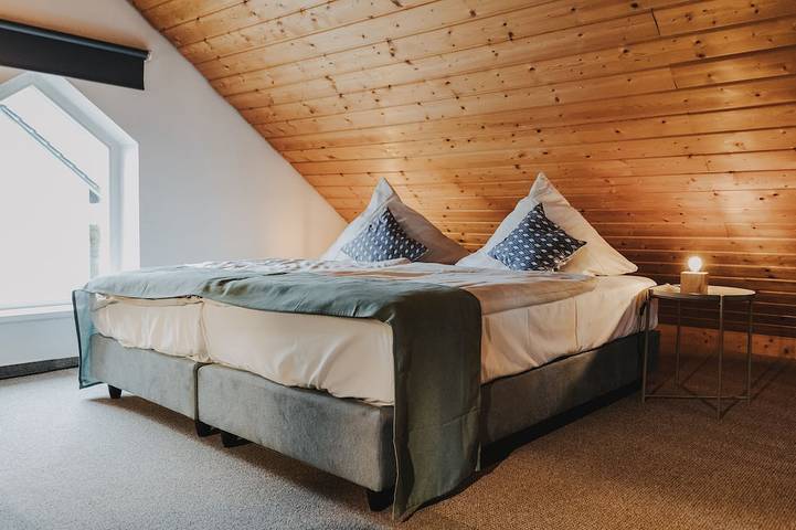 Ferienhaus für 4 Personen, mit Terrasse und Garten sowie Pool und Sauna in der Saarschleife - 2
