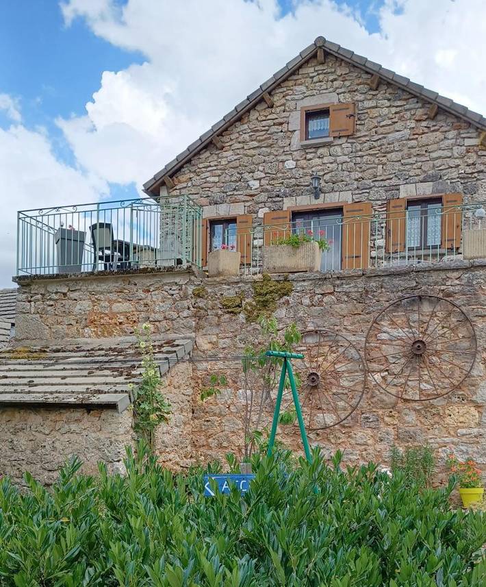 Gîte pour 2 personnes, avec terrasse à La Canourgue
