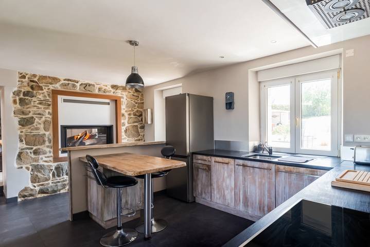 Location de vacances pour 8 personnes, avec piscine et jardin, animaux acceptés à Plouguiel - 3