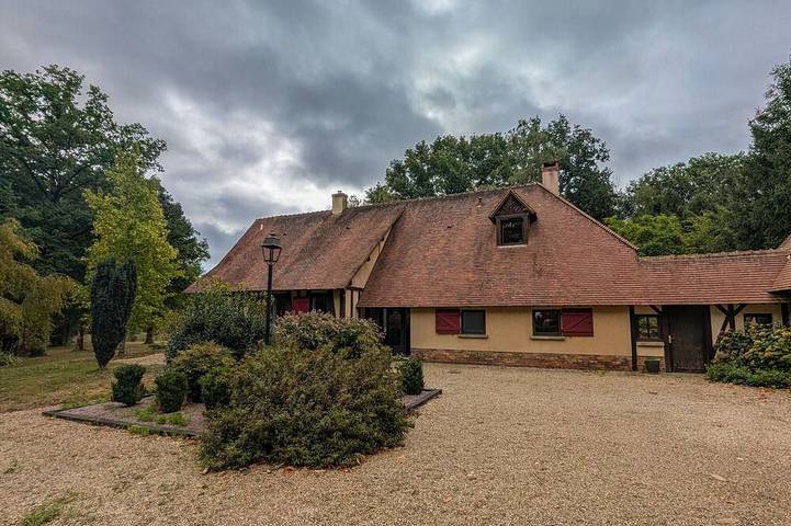 Gîte pour 8 personnes, avec jardin