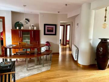 Gîte pour 5 personnes, avec vue et balcon à Torrelavega