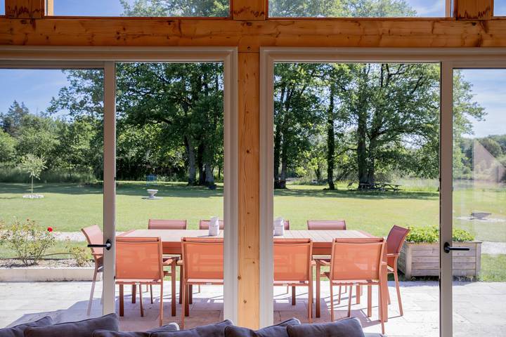 Gîte pour 40 personnes, avec jardin et vue sur le lac à Saint-Viâtre - 3