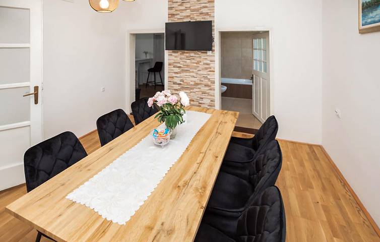 Charmante 2-Zimmer-Wohnung mit Pool, in der Nähe der Drau in Koprivnica-Krizevci