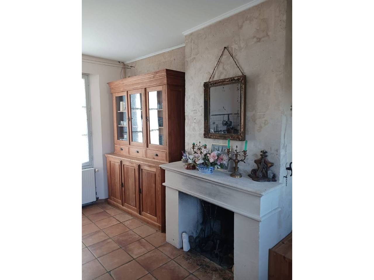 Manoir à Machemont avec jardin privé, barbecue et cheminée in Machemont, Oise