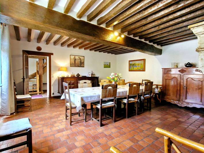 Spacious cottage with garden, near Guédelon in Sainpuits, Auxerre region