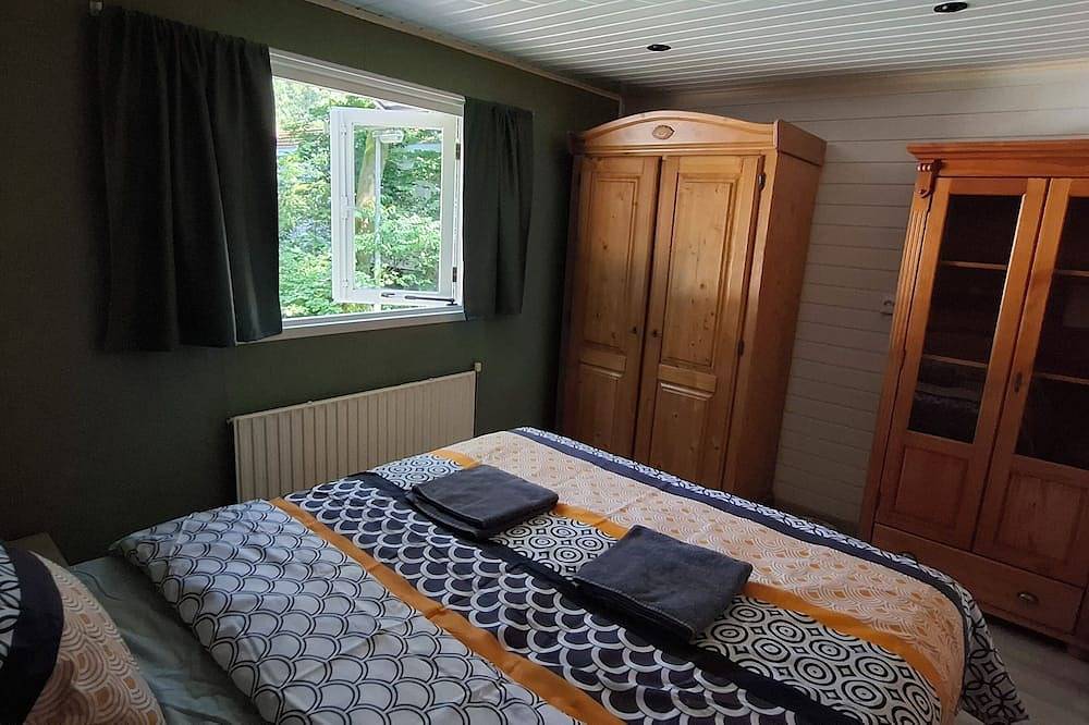 Bospark Veluwe Heerlijk Genieten. Chalet is Ruim, Heeft Airco en Omheinde Tuin in Veluwe