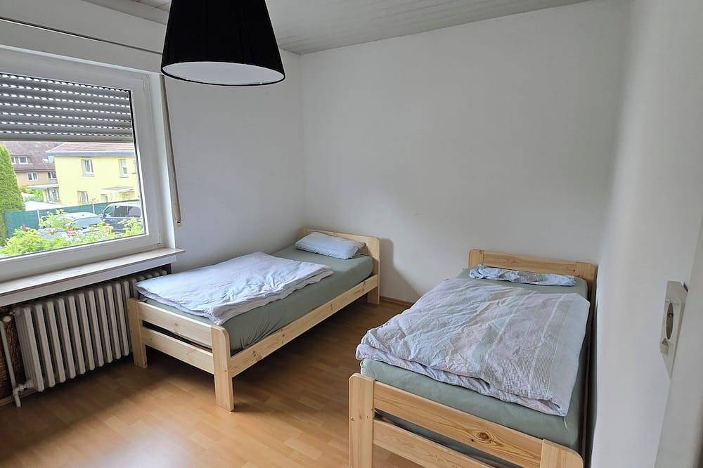 Ganze Wohnung, Ferien Apartment mit Garten im Eg in Herford, Nordrhein-Westfalen