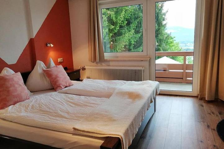 Ferienhaus für 2 Personen, mit Sauna und Garten, mit Haustier am Faaker See