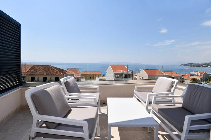 Ferienwohnung für 5 Personen, mit Balkon/Terrasse in Tucepi