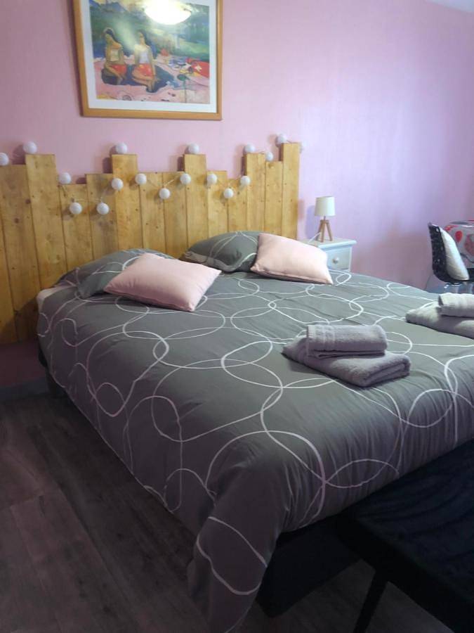 Deluxe Room (2 Adults + 1 Child) in Crézancy-en-Sancerre, Région de Bourges