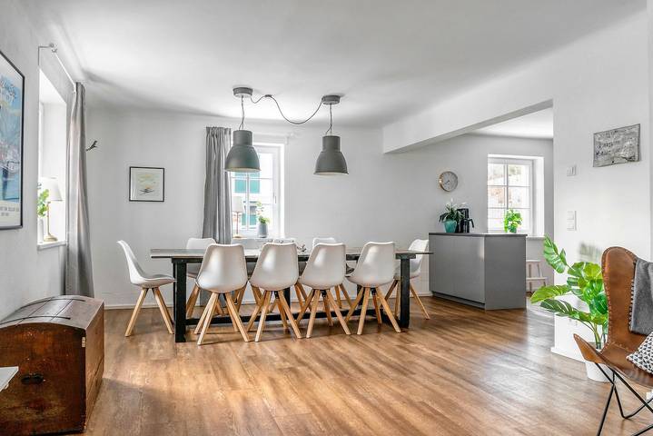 Ferienhaus für 10 Personen, mit Balkon und Terrasse sowie Garten in Zell am See