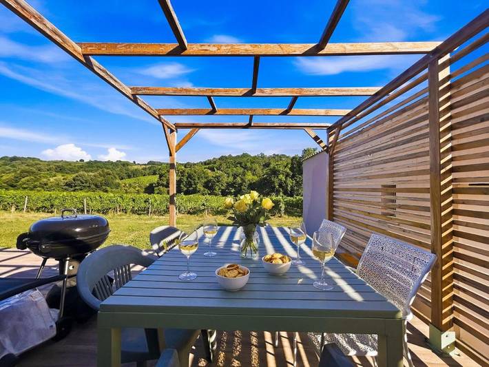 Location de vacances pour 9 personnes, avec jardin et vue à Vagnas - 2