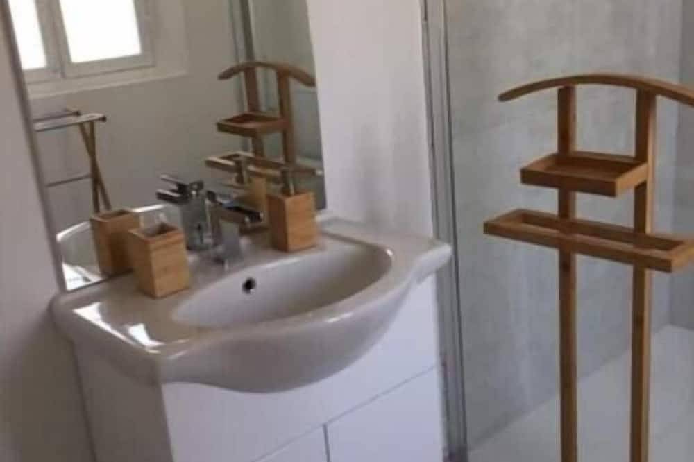 La Muzardière Gîte 4 /5 Personnes in Taradeau, Draguignan region