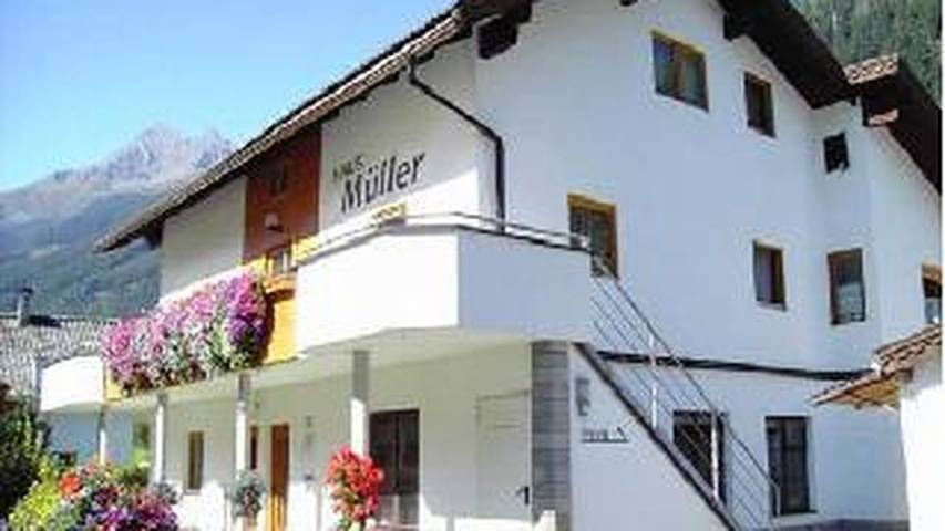 Apartamento de vacaciones para 2 personas, con vistas y jardín - 1