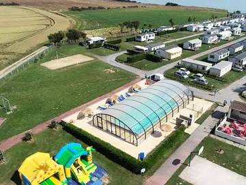 Camping pour 4 Personnes dans Vierville-sur-Mer, Région de Bayeux, Photo 1