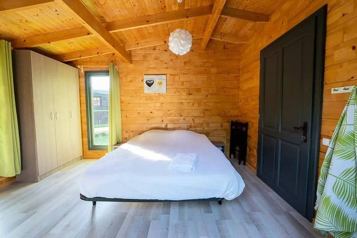 Gîte pour 2 personnes, avec terrasse ainsi que sauna et piscine à Chamberet - 2