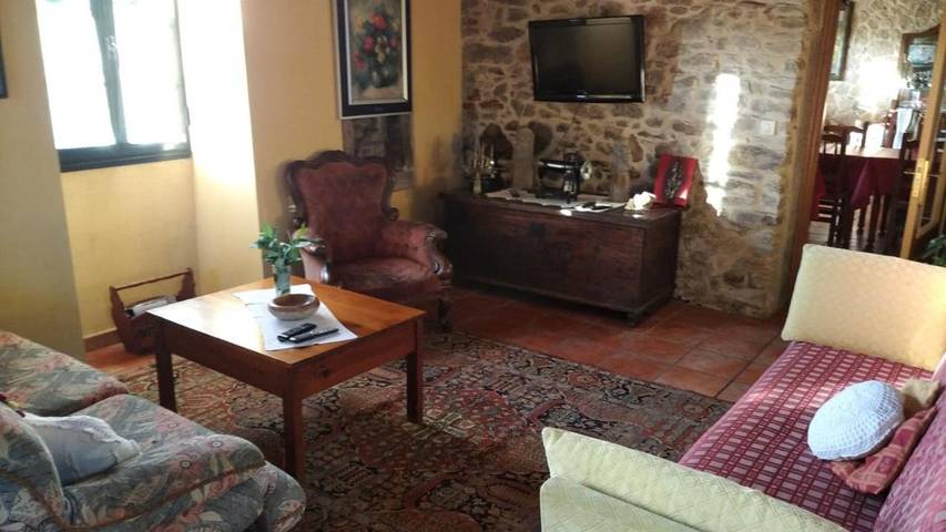 Casa rural para 3 personas, con Balcón y Terraza además de Jardín y Vistas en La Baña - 4