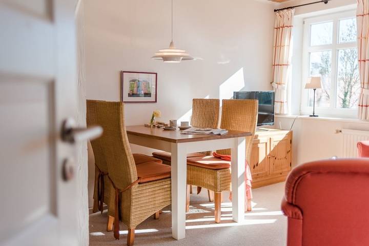 Ferienwohnung für 4 Personen, mit Terrasse und Garten sowie Sauna