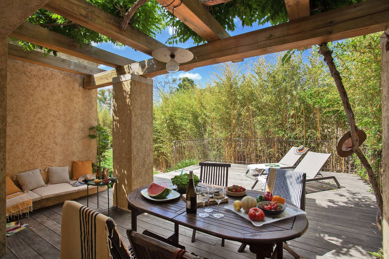 Air-conditioned cottage in Calvi – Garden, pool & free gym access in Calvi, Region de Calvi