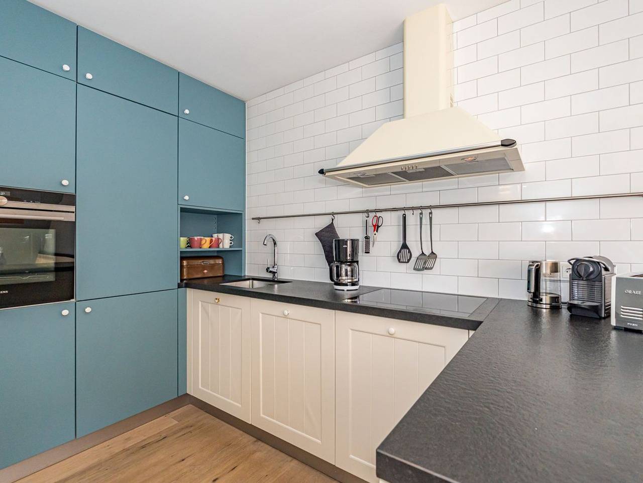 Ganze Ferienwohnung, Casa Karline - 4-Zimmer-Ferienwohnung mit Balkon und Blick auf die Deichwiesen. in Westerland, Sylt (Gemeinde)