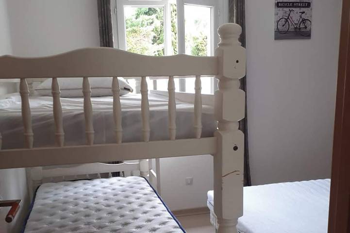 Location de vacances pour 6 personnes, avec jardin, animaux acceptés à Colonzelle - 2