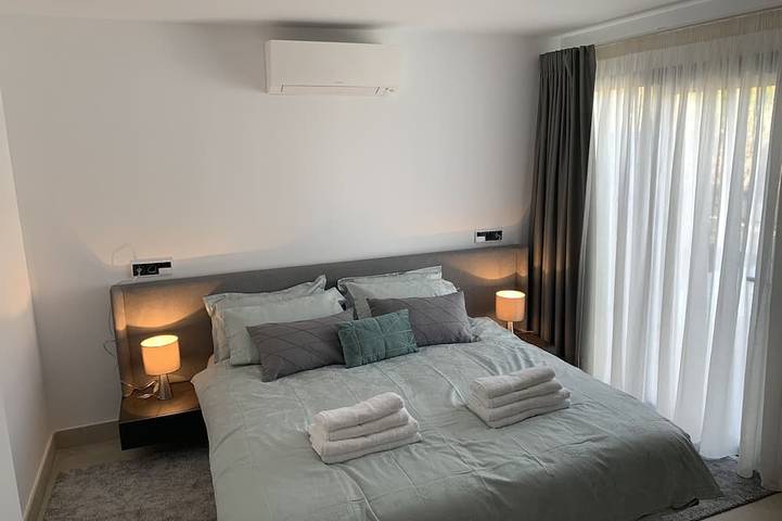 Nouveau à Los Mojones 5 chambres 4 salles de bain avec une vue imprenable et des installations in Puerto del Carmen, Tías