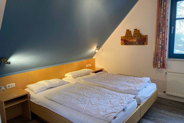 Cottage für 8 Personen, mit Terrasse und Garten sowie Sauna, mit Haustier in Poseritz - 4