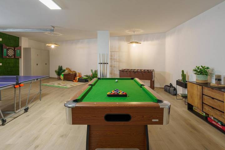 Location de vacances pour 12 personnes, avec piscine ainsi que jardin et vue à Ribamar - 4