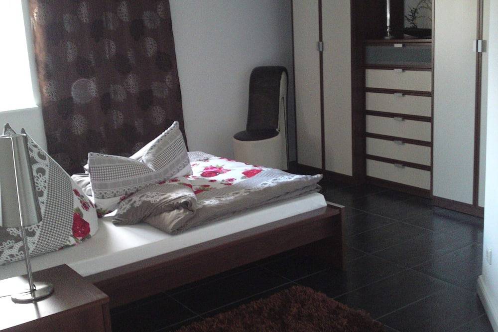 House, superior equipment, city limits Rostock, pets welcome, internet in Klein Kussewitz, Rostock and Surroundings