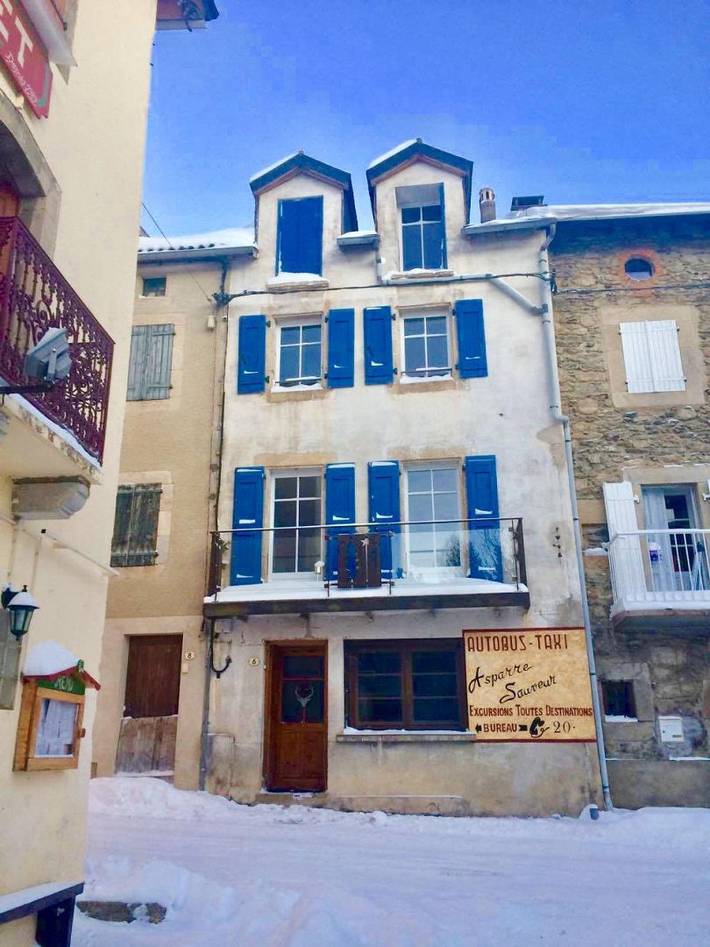 Gîte pour 8 personnes, avec balcon