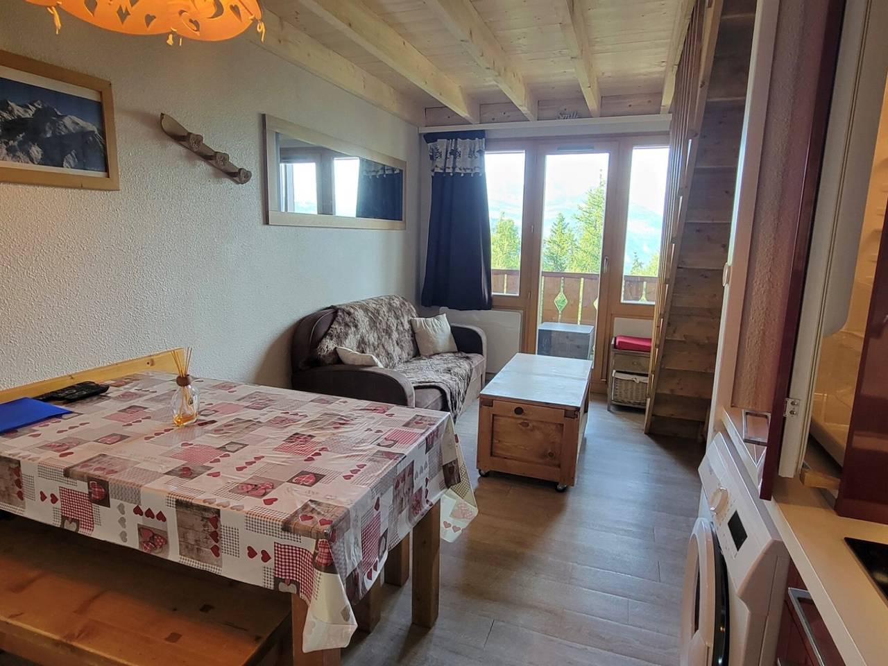 Appartement entier, Duplex rénové 3P+cabine 6 pers, balcon, vue Mont Blanc in La Plagne, Bellentre