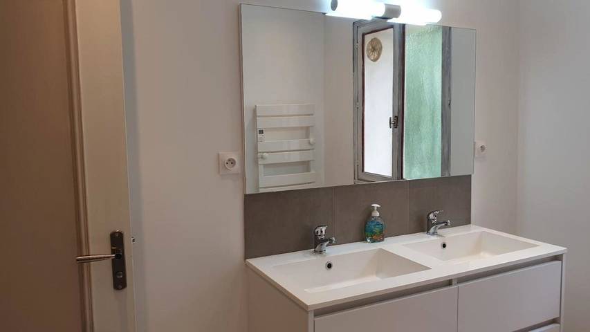 Villa pour 6 personnes, avec piscine ainsi que jacuzzi et jardin à La Seyne-sur-Mer - 2