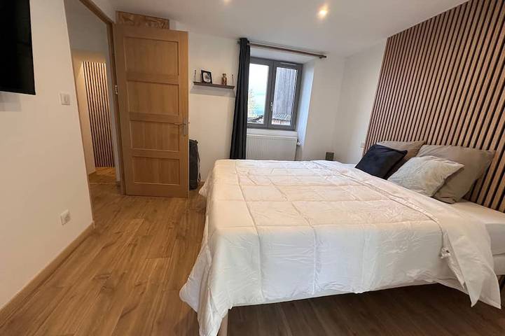Ganze Wohnung, Au petit Langres: Downtown accommodation in Langres, Haute-Marne