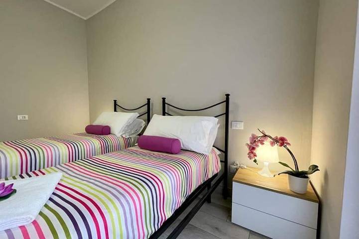 Ganze Wohnung, Bnbook Lattuada 3 bedrooms 2 bathrooms in Rho, Mailand Provinz