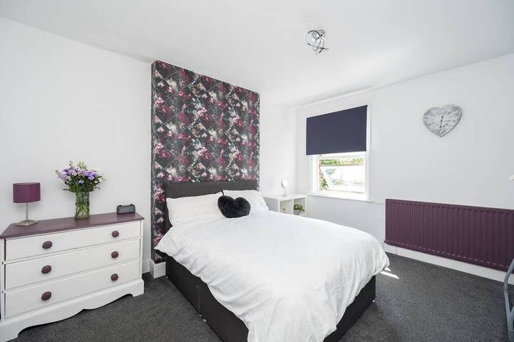 Appartement entier, 2 Bed Flat Near Station With Driveway in Horsham, Sussex de l'Ouest