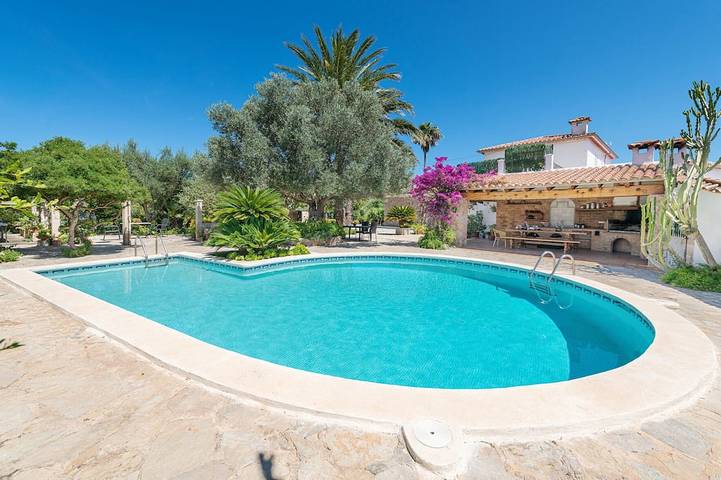 Villa für 8 Personen, mit Garten in Las Palmeras