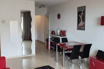 Gîte pour 2 personnes, avec balcon à Beausoleil