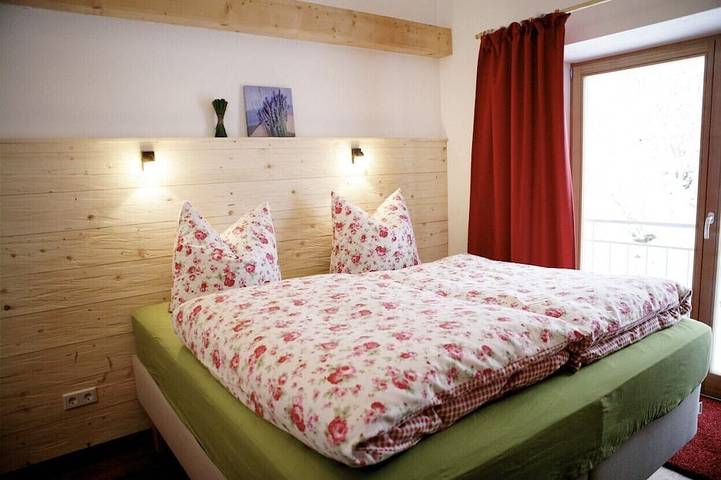 Ferienwohnung für 8 Personen, mit Garten und Balkon in Bayrischzell - 2