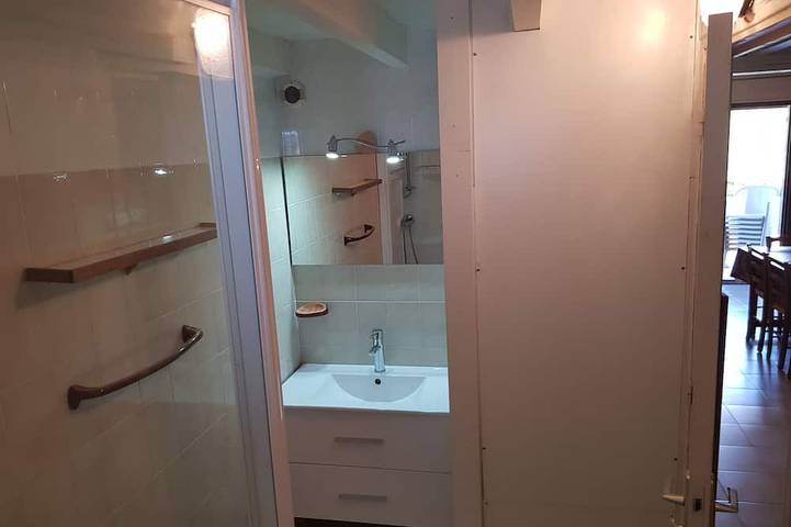 Les Balcons De La Chiusa House 8 persons 4 bedrooms in Vico 13 km from the beach in Vico, Ajaccio region