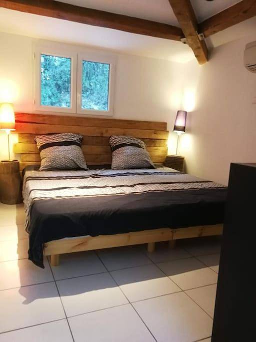 Gîte pour 2 personnes, avec jardin et piscine à Deaux - 3