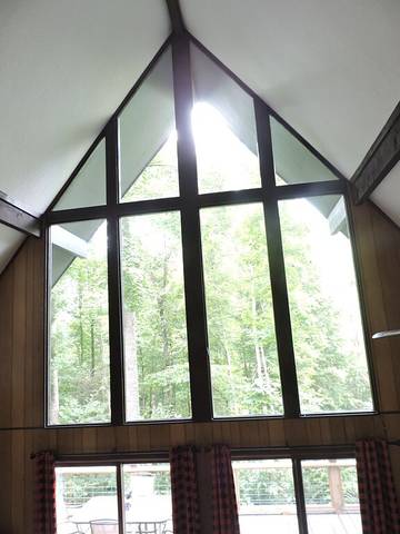 Log Cabin for 5 Guests in Fontana Lake, Graham County, Picture 4