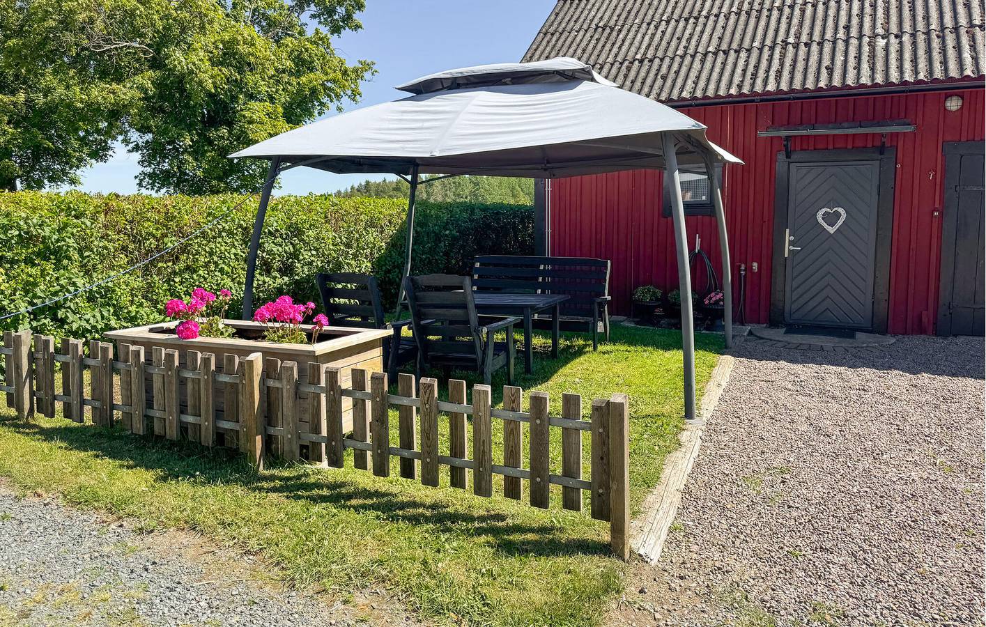 Ganze Ferienwohnung, Ferienwohnung für 4 Personen mit Garten in Jönköpings län