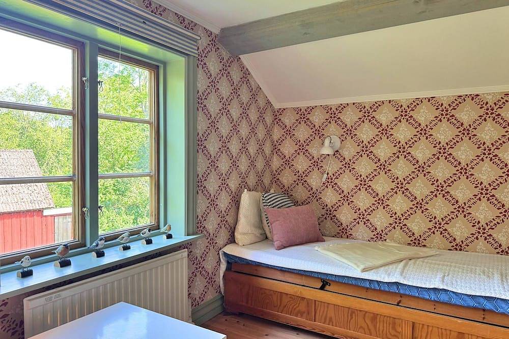 Hus Mida – Traditionelles Schwedenhaus nahe See & Ostseeküste in Småland in Högsby (Stadt), Högsby