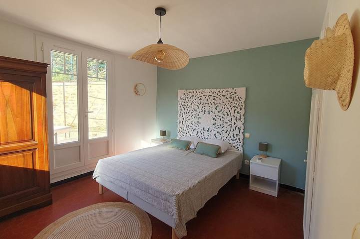 Haus mit Meerblick für 4–6 Personen, nur 10 Gehminuten vom Strand entfernt. in Rayol-Canadel-sur-Mer, Mittelmeerküste (Frankreich)