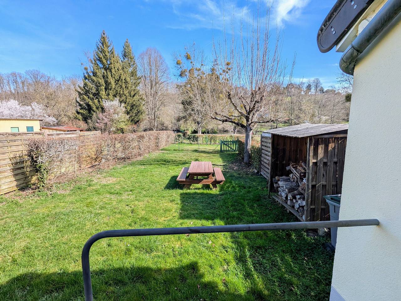 Ferienhaus an der Creuse mit Privatparkplatz in Ceaulmont in Ceaulmont, La Châtre und Umgebung