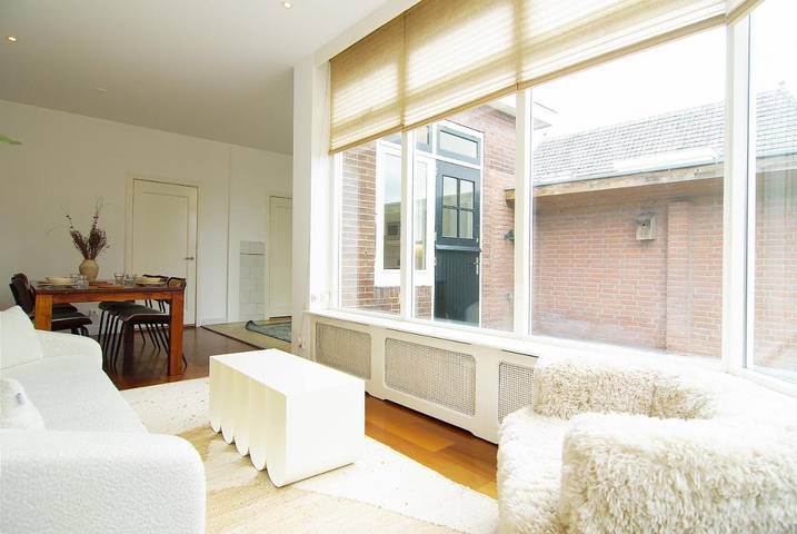 Gîte pour 5 personnes, avec terrasse à Lisse - 2