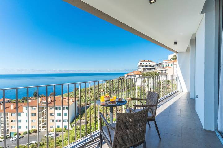 Ferienwohnung für 4 Personen, mit Meerblick und Balkon - 1
