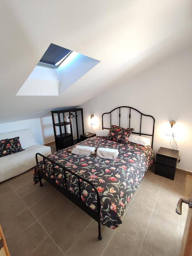 Casa rural para 5 personas, con piscina y jardín, Se admiten mascotas en Tentudía - 4